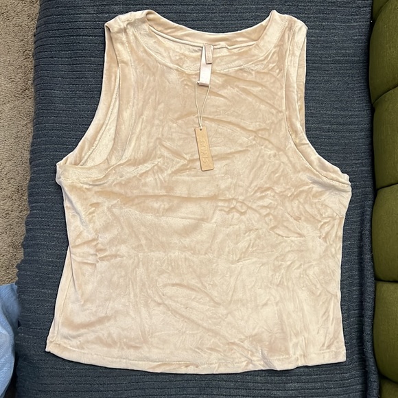 SKIMS Velour Honey Tank Top NWT - Picture 2 of 5